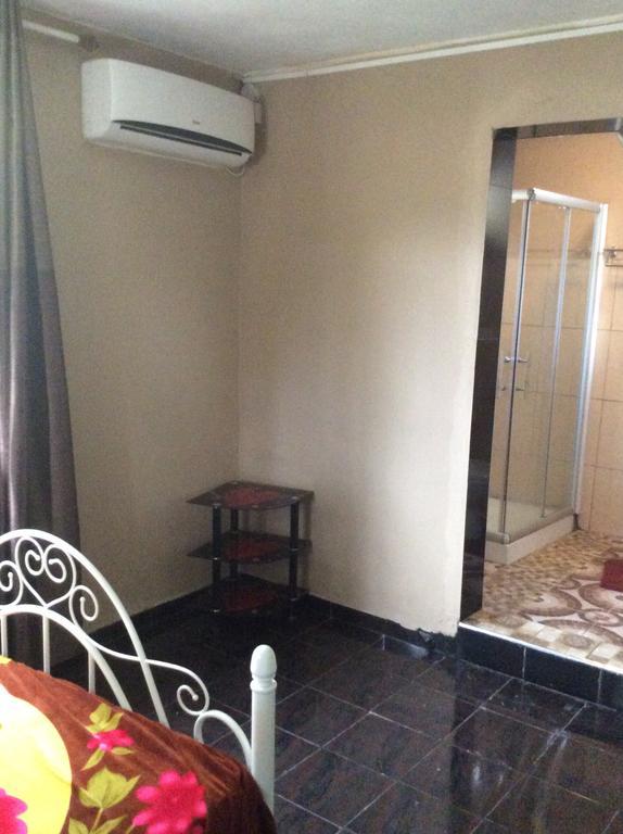 La Casa Mia Guesthouse Ла-Голет Экстерьер фото